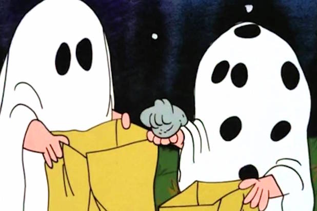 Charlie Browns ghost costume.