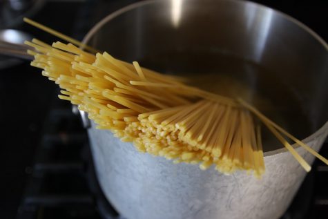 Predicting Spaghetti Curling with Physics