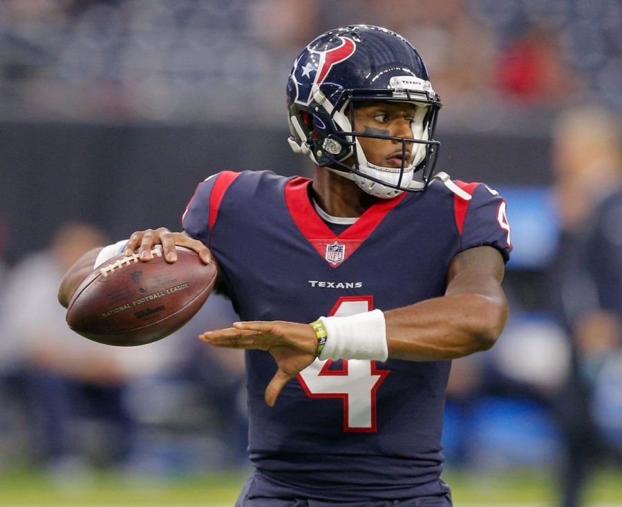 HOUSTON, TX - AUGUST 19:  Deshaun Watson #4 of the Houston Texans throws a pass during pre-game warmups  at NRG Stadium on August 19, 2017 in Houston, Texas.  (Photo by Bob Levey/Getty Images)