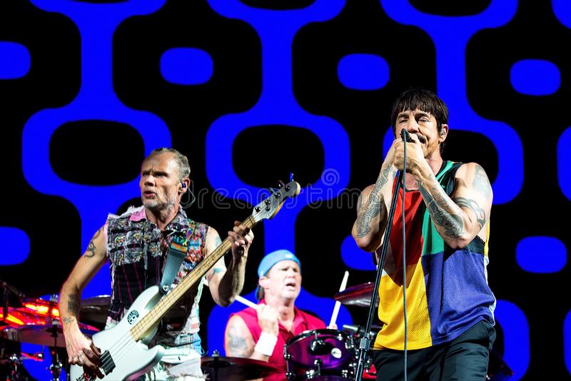 Road to Fame: Red Hot Chili Peppers