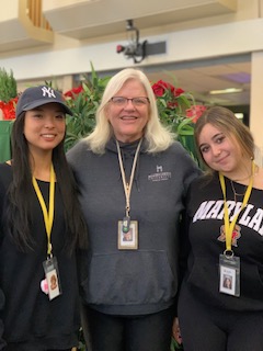 Ms. Capone with two Teen PEP alumni: Kaylyn Yim (left) and Amanda Capon (right).