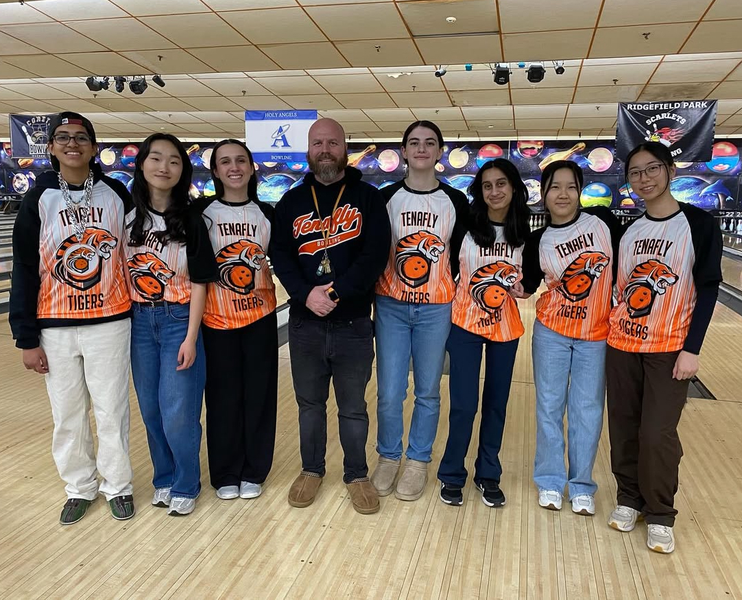 THS Bowling Shatters Records on the Lanes