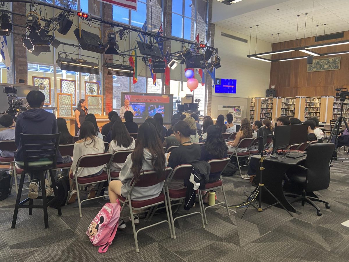 Students listen at the Medical Internship Information Session held on September 15.
