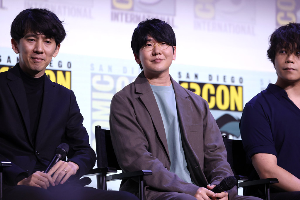 Far Left: Yuichi Terao, the Director of Photography and Finishing Director for Demon Slayer: Kimetsu no Yaiba – Infinity Castle. 
Middle: Natsuki Hanae, voice actor for main character Tanjiro Kamado
Far Right: 