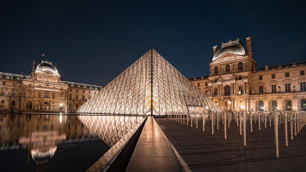 We Treated the Louvre Heist Like a Novel—It Wasn’t