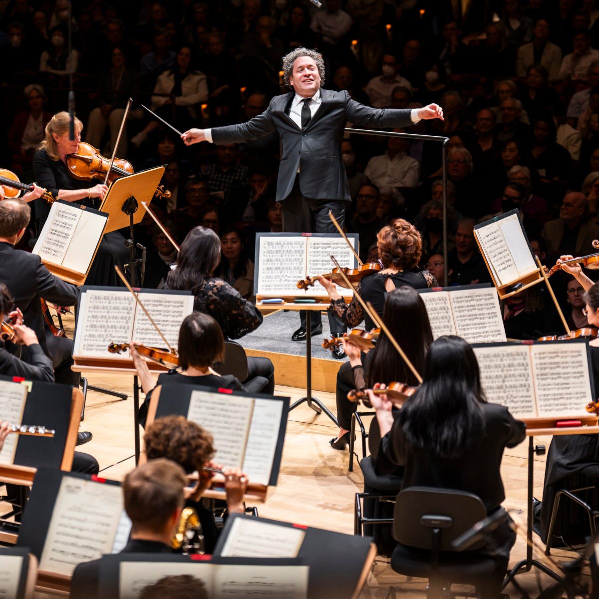 Dudamel Prepares to Lead New York Philharmonic