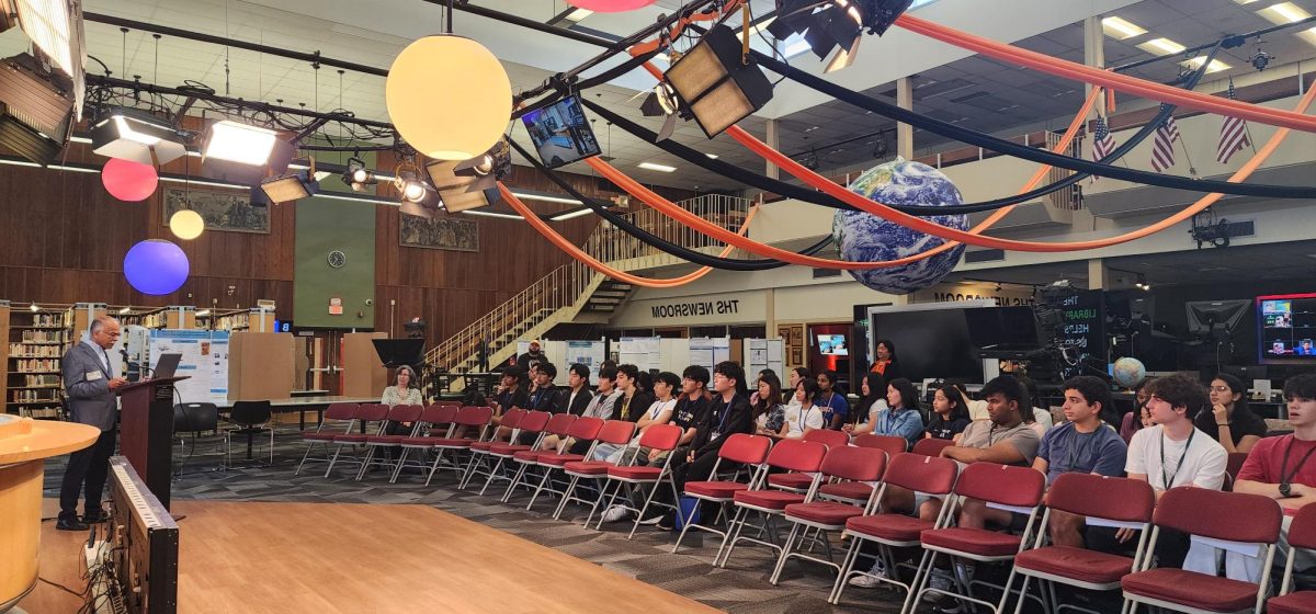 Science Research Program Welcomes Guest Speaker Dr. Raja Subramaniam