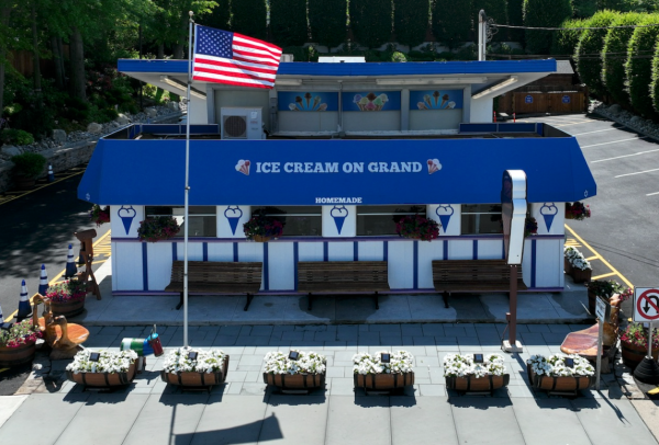 Photo from https://www.icecreamongrand.com/